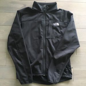 The North Face Men’s Lightweight Jacket/Hoodie